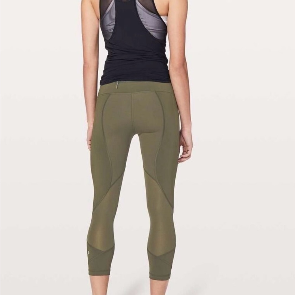 Lululemon Pace Rival Crop *22" in Dark Olive